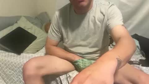 Snapshot of sub_boy221059 chatting on February 6, 2026, 6:22 pm sub_boy221059 online show from February 6, 2026, 6:22 pm