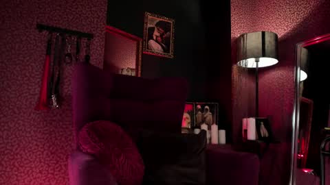 Snapshot of subtleart_ chatting on April 18, 2026, 7:58 pm subtleart_ online show from April 18, 2026, 7:58 pm