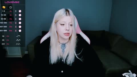 succubus_leslie online show from December 28, 2024, 3:26 pm