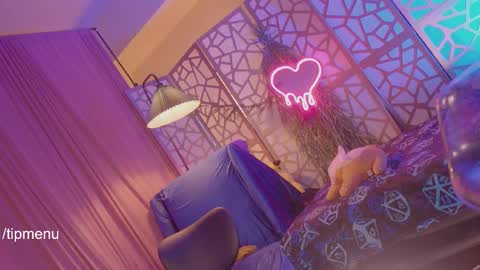 Snapshot of succubus_rosemilk chatting on November 20, 2025, 1:50 am Succubus RoseMilk online show from November 20, 2025, 1:50 am