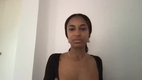 Succubus Sirena online show from April 16, 2026, 12:17 pm