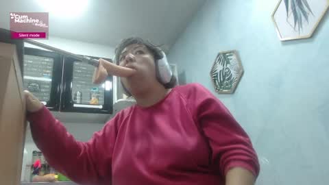 Sucky  online show from April 19, 2026, 12:04 pm