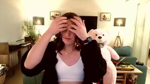 Snapshot of suddenly_sara86 chatting on February 18, 2025, 5:42 am SaraXSX online show from February 18, 2025, 5:42 am