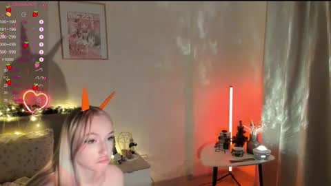 sue_everett online show from December 28, 2024, 5:25 pm