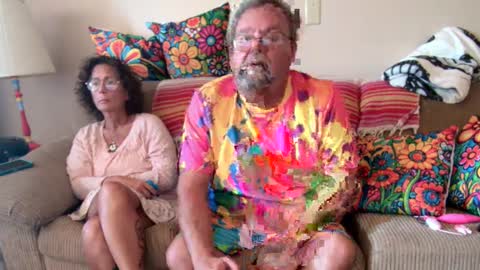 suenixon online show from September 30, 2025, 2:33 pm