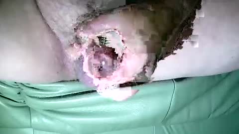 Snapshot of suesser0009 chatting on October 27, 2025, 11:58 am Martin sweetboy online show from October 27, 2025, 11:58 am