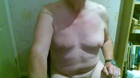 suffolkboy4 online show from May 10, 2026, 9:20 pm