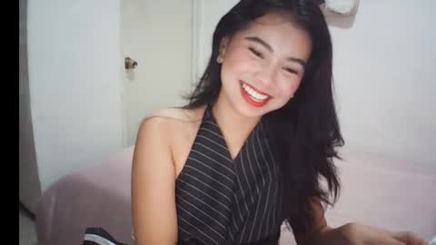 Snapshot of sugar_jazzz chatting on November 25, 2025, 10:10 pm Rosiee online show from November 25, 2025, 10:10 pm