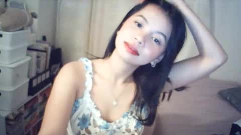 Snapshot of sugar_jazzz chatting on March 2, 2026, 6:26 pm Rosiee online show from March 2, 2026, 6:26 pm