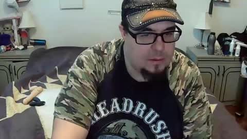 sugar_n_candy online show from March 4, 2025, 1:17 pm