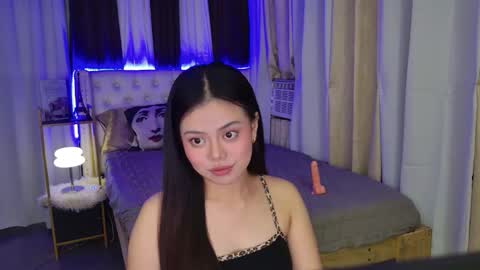 sugar_pinay18x online show from November 18, 2025, 8:57 pm