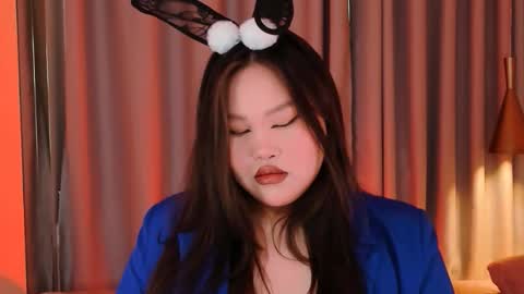 Neko follow me online show from October 11, 2025, 7:29 am