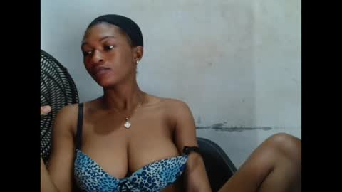 sugarxpussy online show from May 11, 2026, 4:04 pm