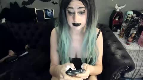 Sugary online show from October 25, 2025, 6:43 am