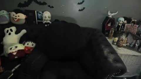 Sugary online show from November 14, 2025, 6:06 pm