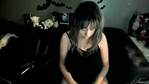 Snapshot of sugary_sweet chatting on June 8, 2026, 6:14 am Sugary online show from June 8, 2026, 6:14 am