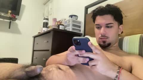 john.  online show from November 5, 2025, 7:47 pm