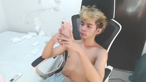 sultry_charls online show from November 1, 2025, 2:19 pm