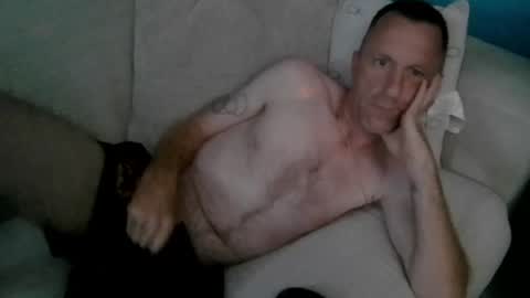 sum4u2see43 online show from April 2, 2026, 2:58 pm