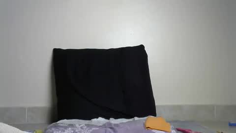 Snapshot of summerblue1 chatting on October 28, 2025, 11:25 am summer online show from October 28, 2025, 11:25 am