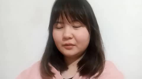 Mia online show from March 24, 2026, 11:04 am