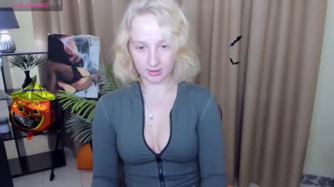 Snapshot of summerjem chatting on November 1, 2025, 9:33 am summerjem online show from November 1, 2025, 9:33 am