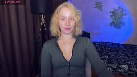 summerjem online show from November 17, 2025, 9:48 am