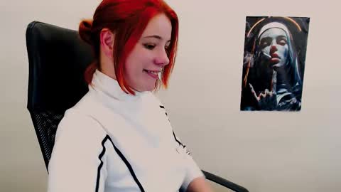 Snapshot of sun_lovely chatting on March 4, 2025, 8:57 am Alexi online show from March 4, 2025, 8:57 am