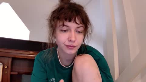 luna online show from December 14, 2025, 3:01 am