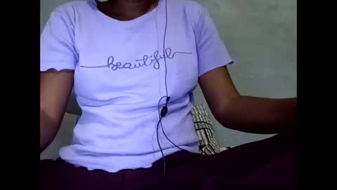 sunali_jain03 online show from March 8, 2026, 6:01 pm