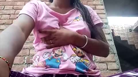 sunali_jain03 online show from April 2, 2026, 2:09 am