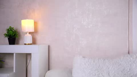 Snapshot of sunnmoonn chatting on June 20, 2026, 2:42 pm Lily online show from June 20, 2026, 2:42 pm