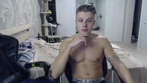 Snapshot of sunny1girl chatting on January 15, 2025, 4:00 pm Alice and Sergey online show from January 15, 2025, 4:00 pm