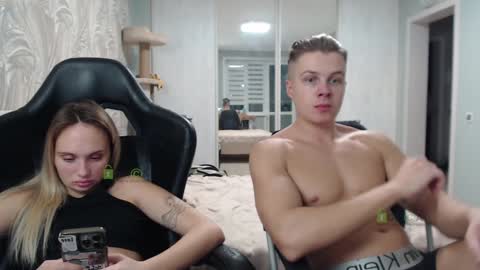Snapshot of sunny1girl chatting on January 16, 2025, 11:48 am Alice and Sergey online show from January 16, 2025, 11:48 am