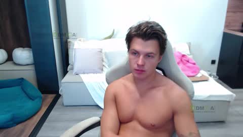 Snapshot of sunny1girl chatting on October 7, 2025, 11:18 am Alice and Sergey online show from October 7, 2025, 11:18 am