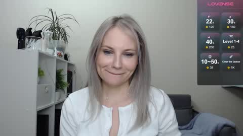 Naomi online show from January 8, 2025, 2:46 am