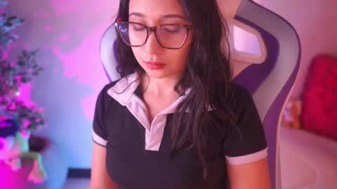 SUNNY online show from February 4, 2026, 3:45 am