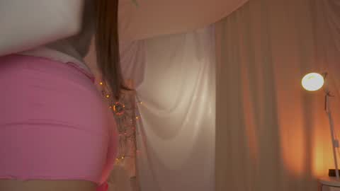 Maria online show from December 20, 2025, 7:43 pm