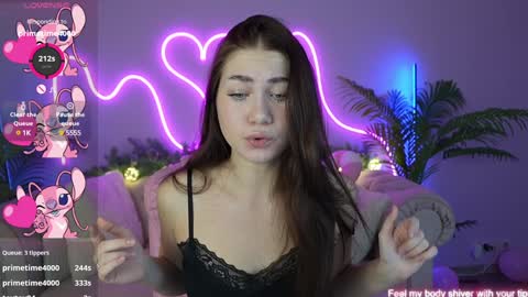 S U N N Y online show from December 10, 2024, 2:28 pm