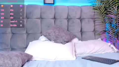 SUNNY online show from June 25, 2026, 4:56 am
