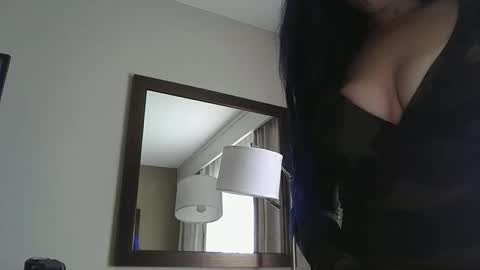 Sunny online show from September 18, 2025, 4:20 pm