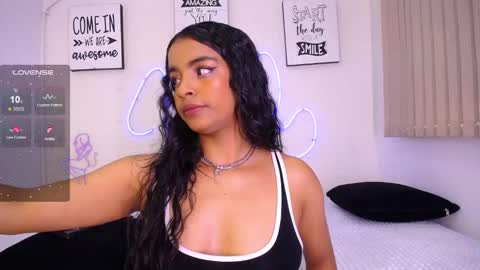  Sunny  online show from January 30, 2025, 11:55 pm