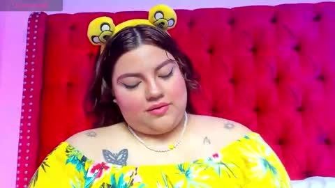Snapshot of sunnyhoney_ chatting on March 9, 2026, 12:42 pm Sunny online show from March 9, 2026, 12:42 pm