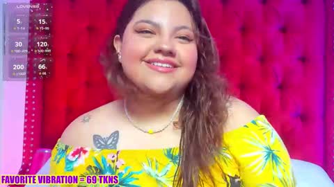 Snapshot of sunnyhoney_ chatting on March 25, 2026, 12:33 pm Sunny online show from March 25, 2026, 12:33 pm