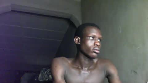 Sunnyblack2 online show from November 17, 2025, 11:38 am