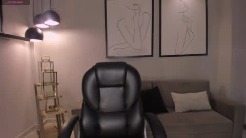 Sunny Rivers online show from April 12, 2026, 11:37 am