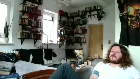 Snapshot of sunr1sa chatting on January 1, 2025, 9:28 am sunr1sa online show from January 1, 2025, 9:28 am