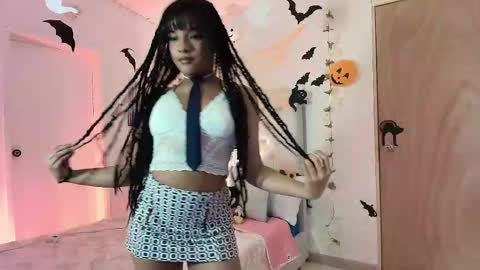    online show from October 14, 2025, 2:40 pm