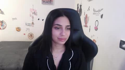 Snapshot of sunrocss chatting on November 28, 2025, 11:57 am sunrocss online show from November 28, 2025, 11:57 am