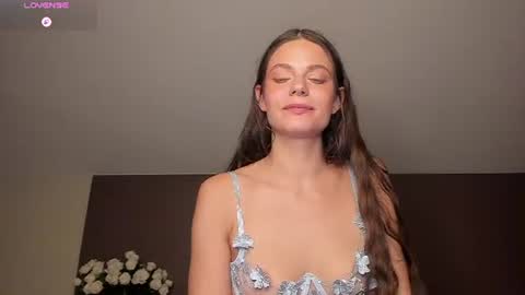 Effie Beautiful girl and Sunsay lucky boy online show from July 14, 2026, 9:31 pm